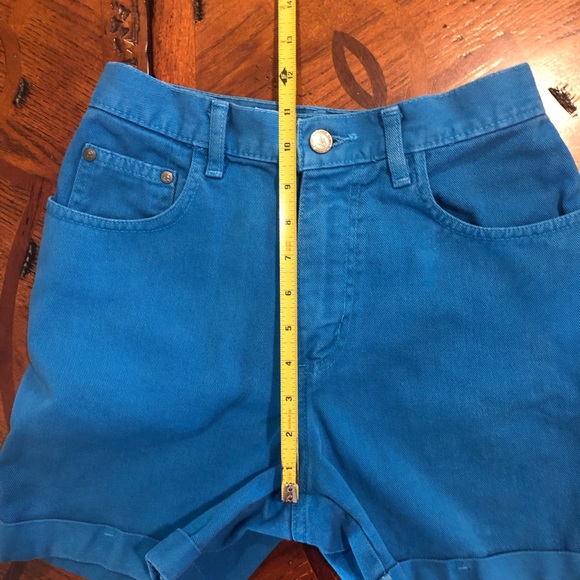 🌈3/$15🌈Vintage High Rise Denim Shorts 26” Waist - Picture 6 of 10